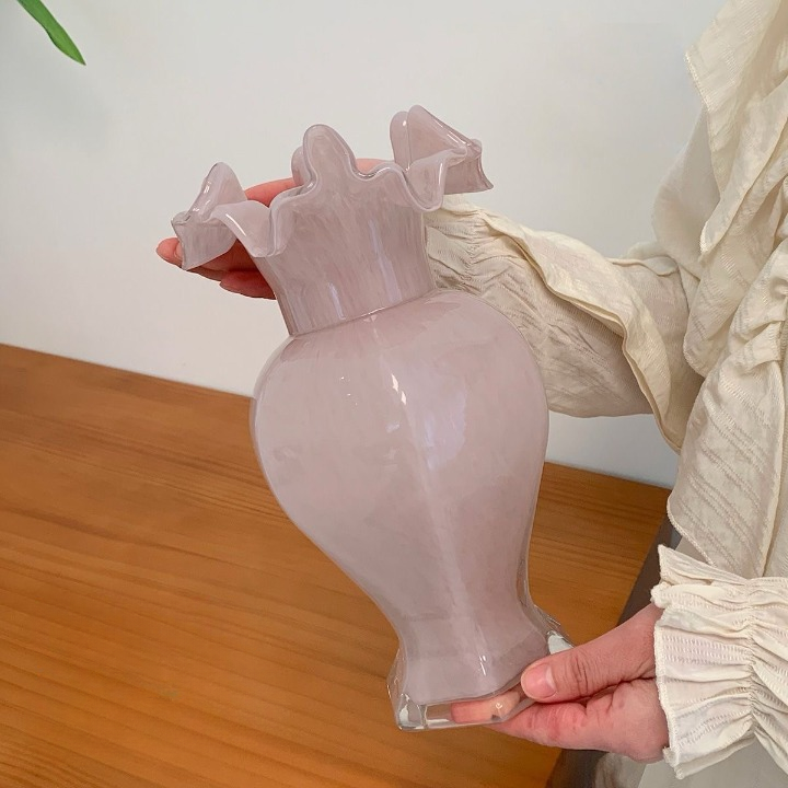 Milano Lilás – Arranjo com Vaso de Design Sofisticado