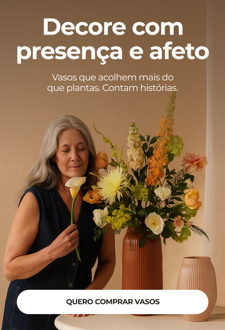 Vaso cerâmica sofisticado que leva aconchego e o toque de afeto que seu lar merece com a IzaraFlores.