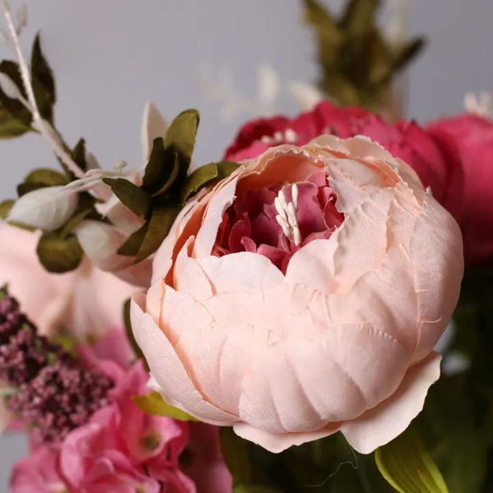 Buquê de peônias artificiais vintage rosa e vinho decoração sala
