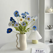 Vaso Decorativo de Cerâmica – Design Escultórico Moderno