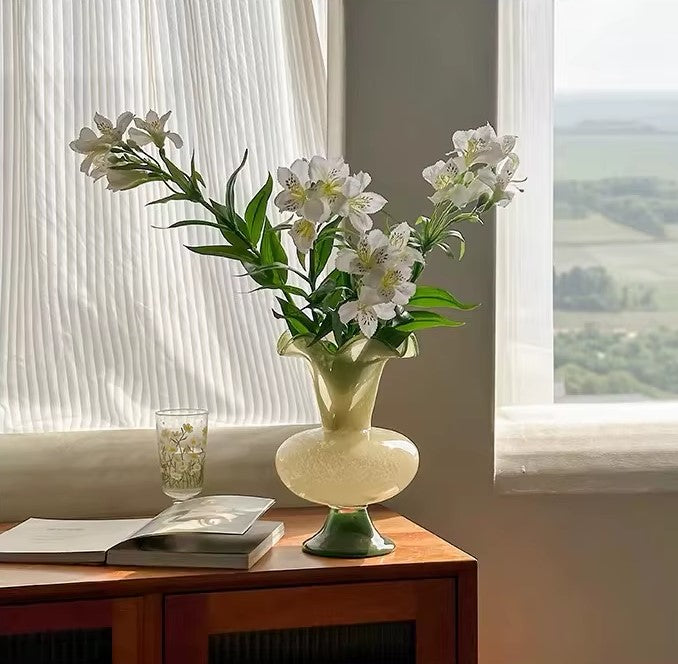 Vaso Lumière Vintage – Sofisticação em Vidro Soprado