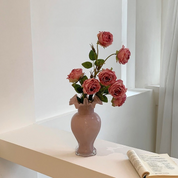 Milano Lilás – Arranjo com Vaso de Design Sofisticado