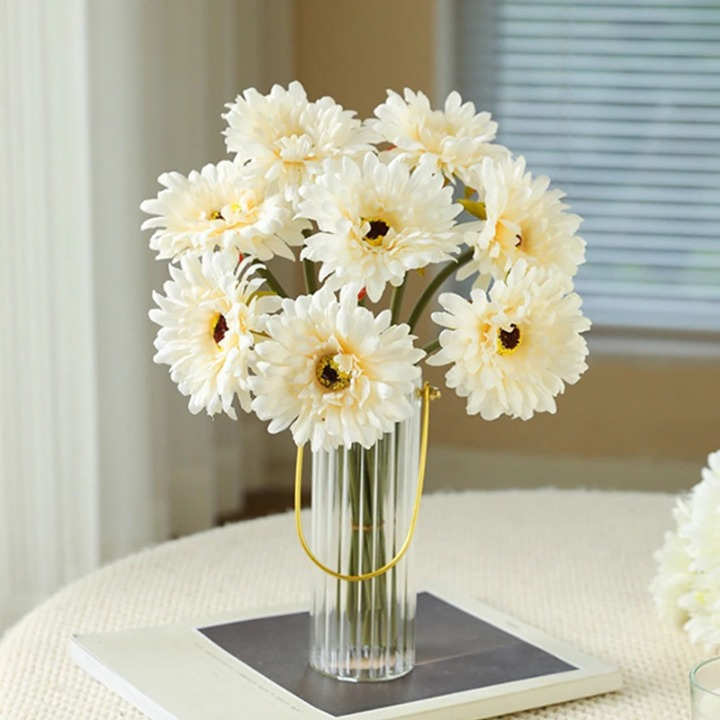 Rosas Artificiais Branco Delicado by IzaraFlores