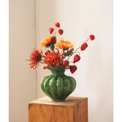 Vaso Pistache – Design Escultural em Vidro Premium