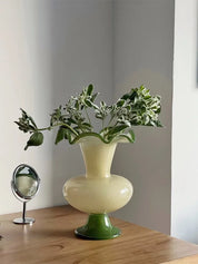 Vaso Lumière Vintage – Sofisticação em Vidro Soprado