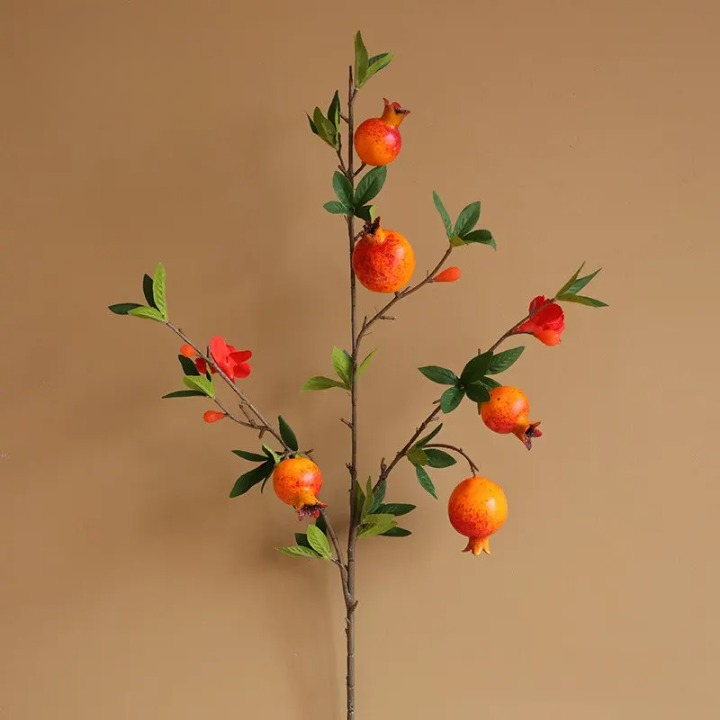 🍊 Planta Artificial Romã Tons Naturais – Aconchego e Estilo