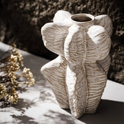 Vaso de Cerâmica Escultórico Textura Orgânica