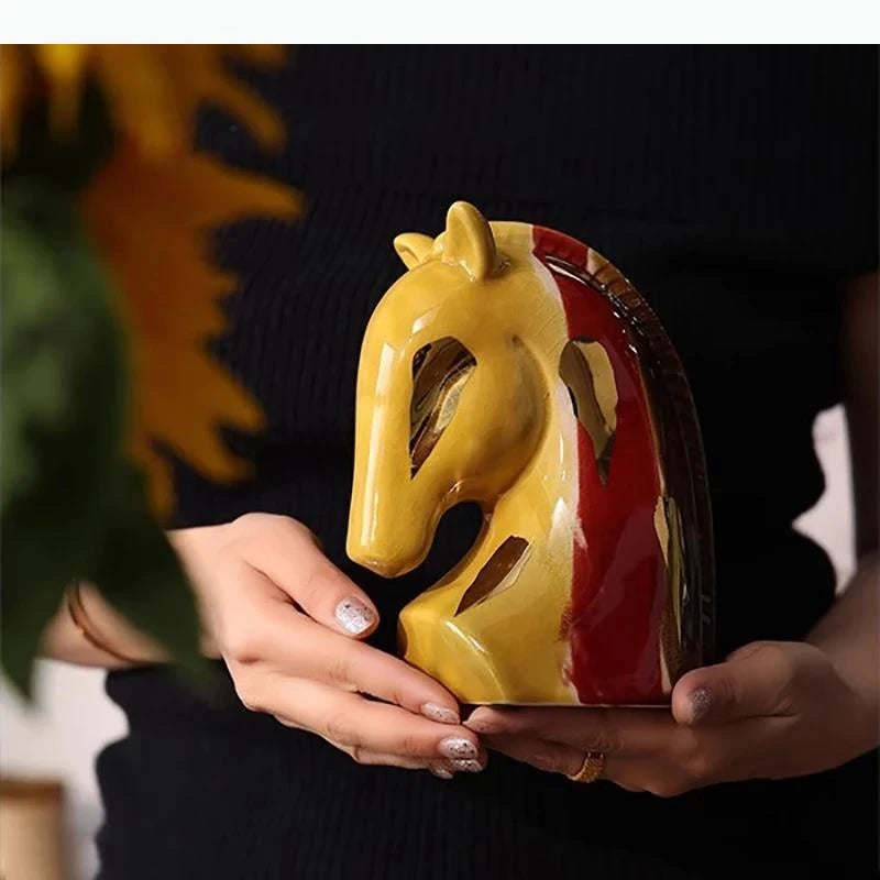 Vaso Decorativo para Sala em Cerâmica Artística | Vaso Escultura Íris IzaraFlores