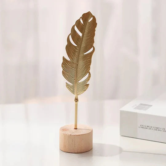Coleção Esculturas Folhagens Douradas - izaraflores