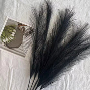Capim dos Pampas Artificial Preto Premium – Kit Decorativo com 7 Hastes