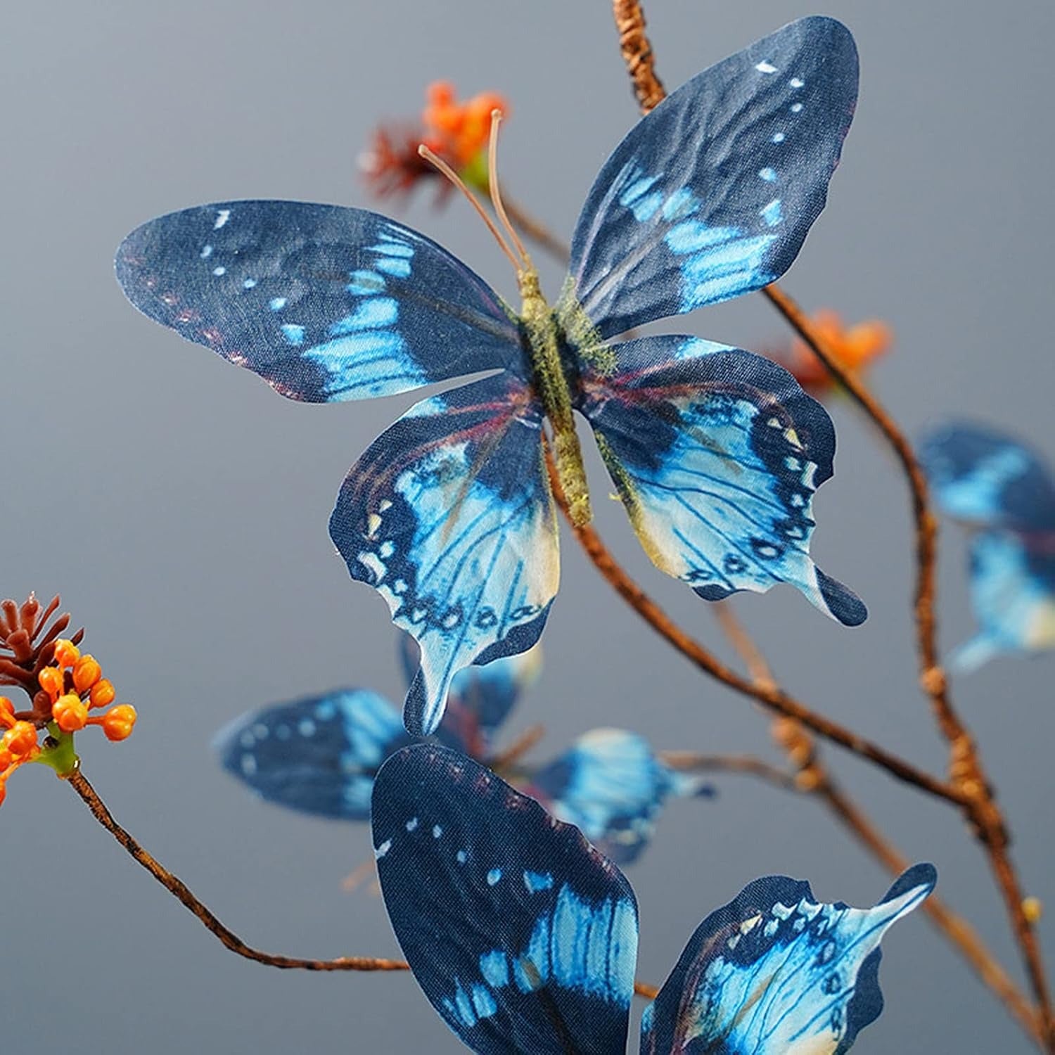 Galho Decorativo com Borboletas em Seda Azul — 5 Borboletas 78 cm