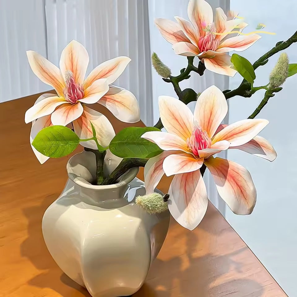 Magnólia Floral em Seda com Botões — Kit 2 Ramos | Izara Flores