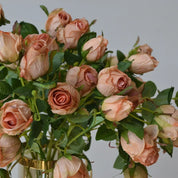 6 ramos de flores artificiais em tons de outono, ideais para decoração sofisticada e aconchegante.