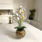 Arranjo de Orquídea Artificial Branca em Silicone com Vaso de Vidro – Decoração Sofisticada Izara Flores